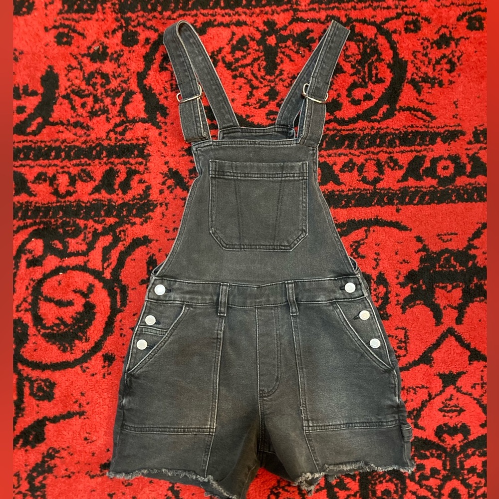 Women’s SO Overall Jean Shorts - Black NWT